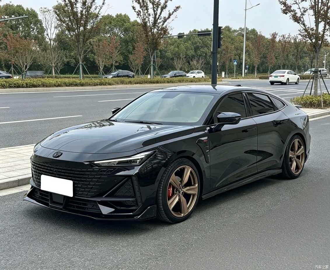 Changan UNI-V