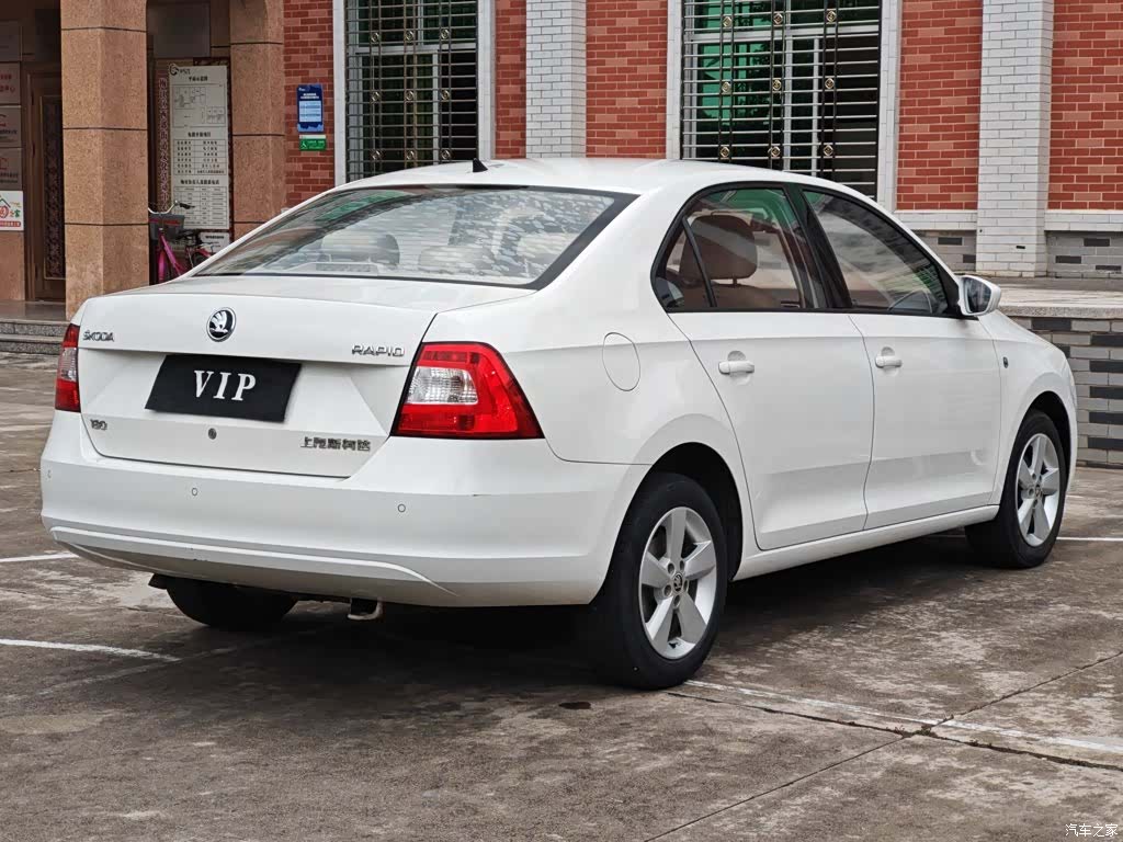 Skoda Rapid, 2016 23