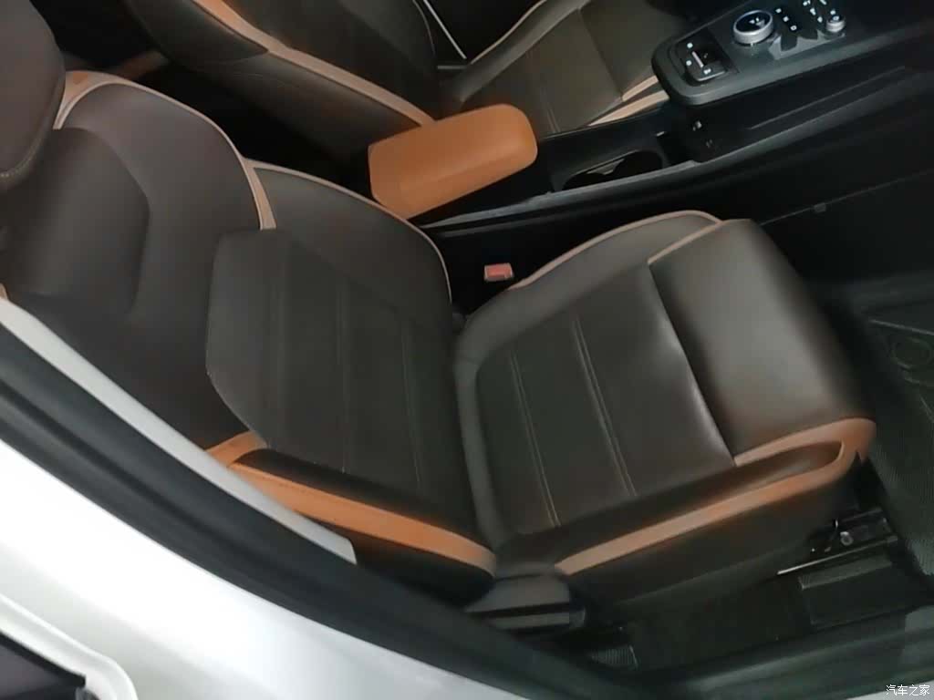 BYD E2, 2021 25