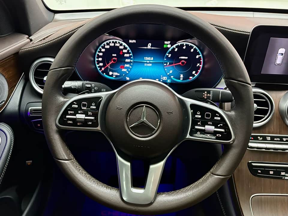 Mercedes-Benz GLC Mercedes-Benz GLC