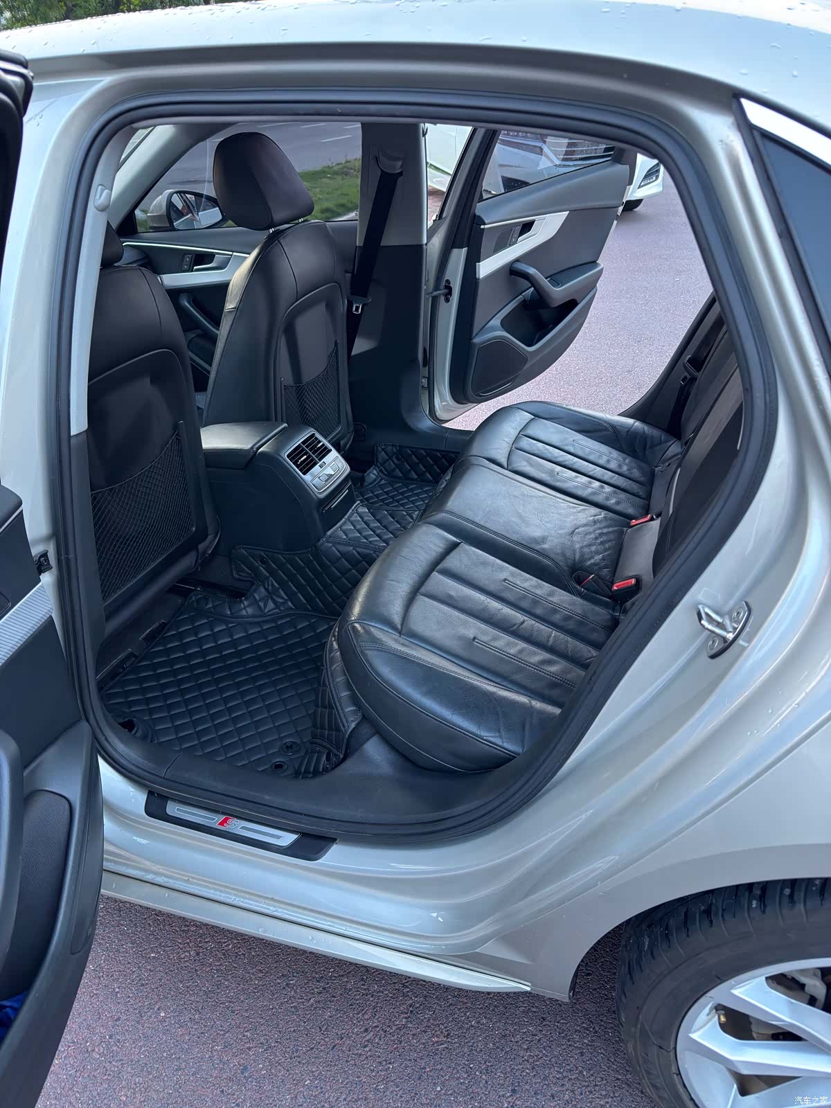 Audi A4L, 2018 6