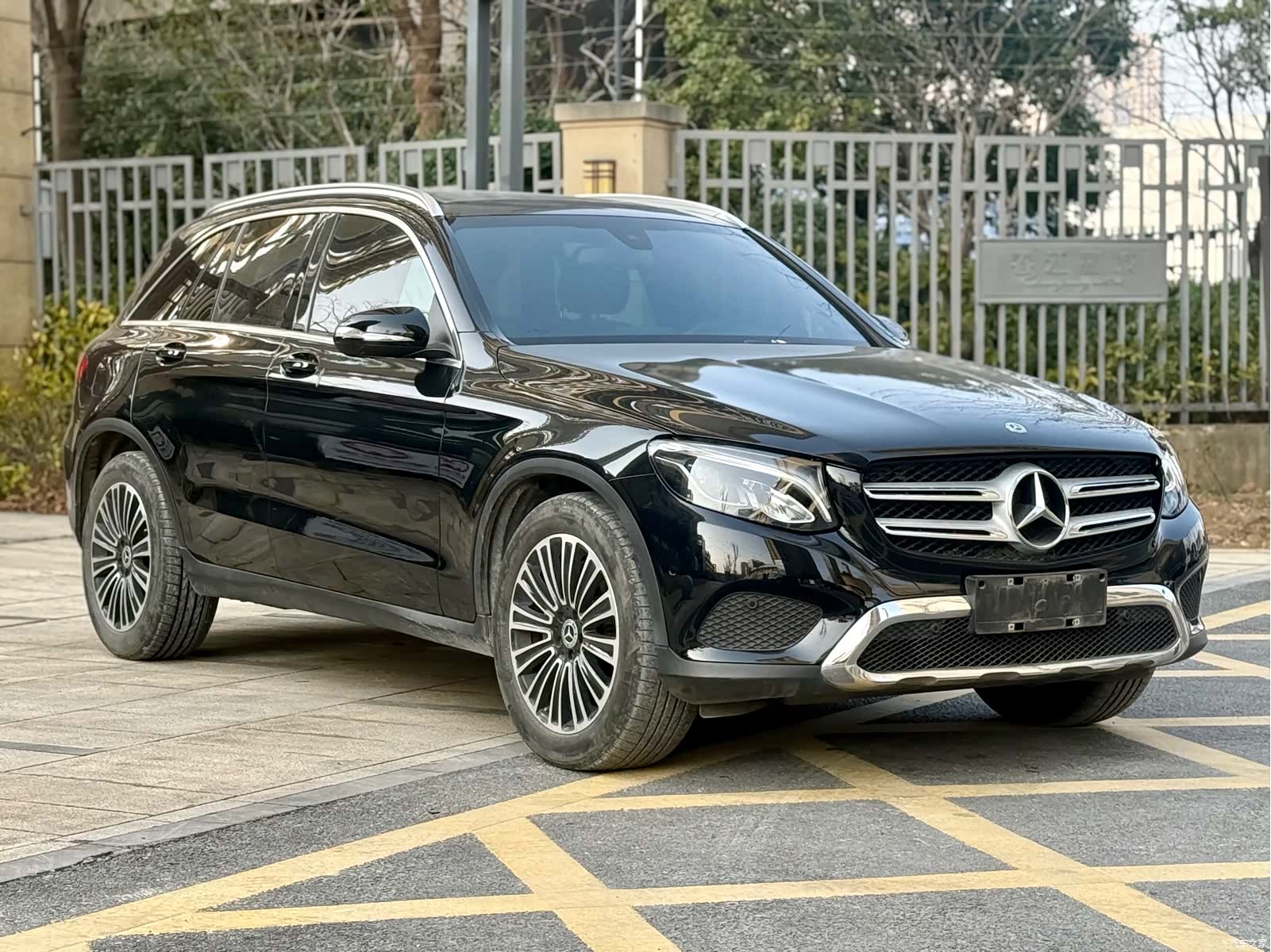 Mercedes-Benz GLC, 2018 3