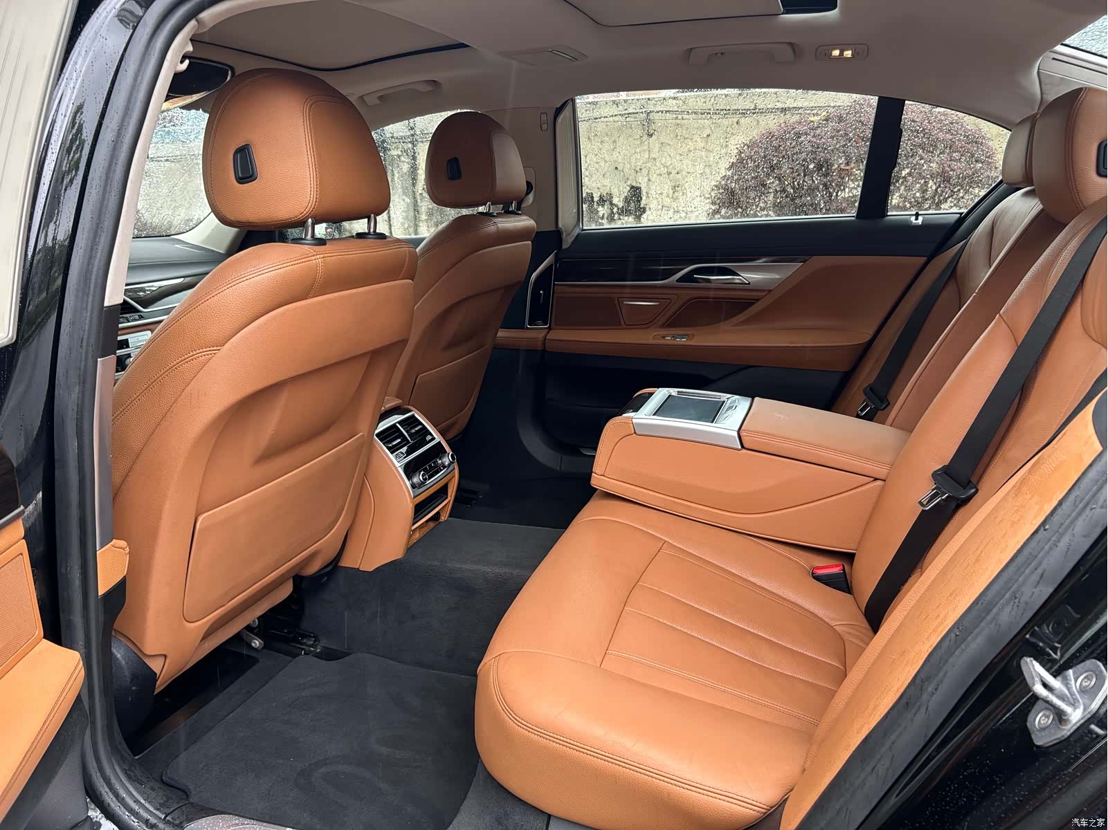 BMW 7 Series, 2017 11