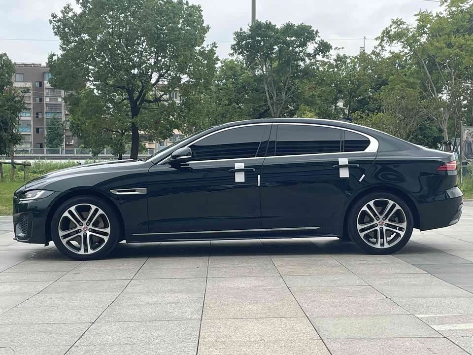 Jaguar XEL Jaguar XEL