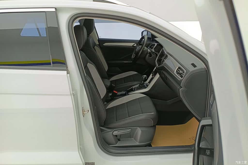 Volkswagen T-ROC, 2023 8