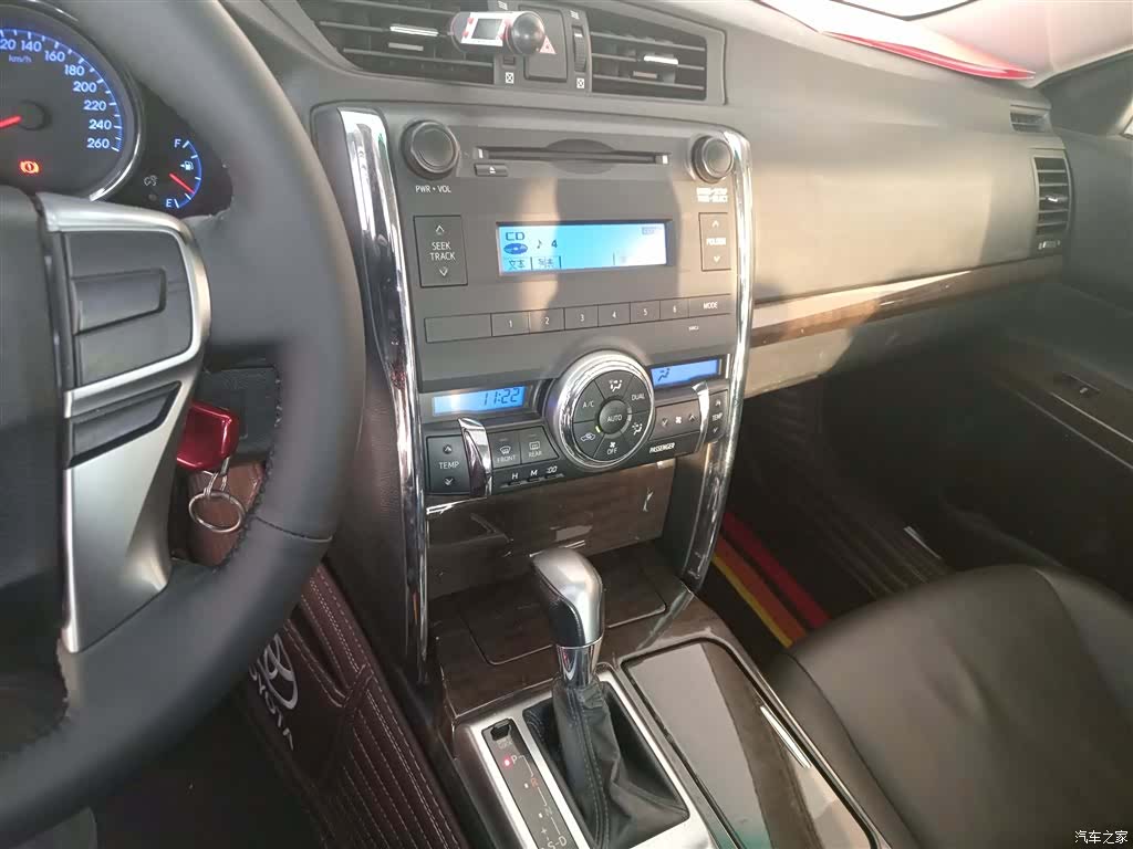 Toyota 2.5V, 2016 13