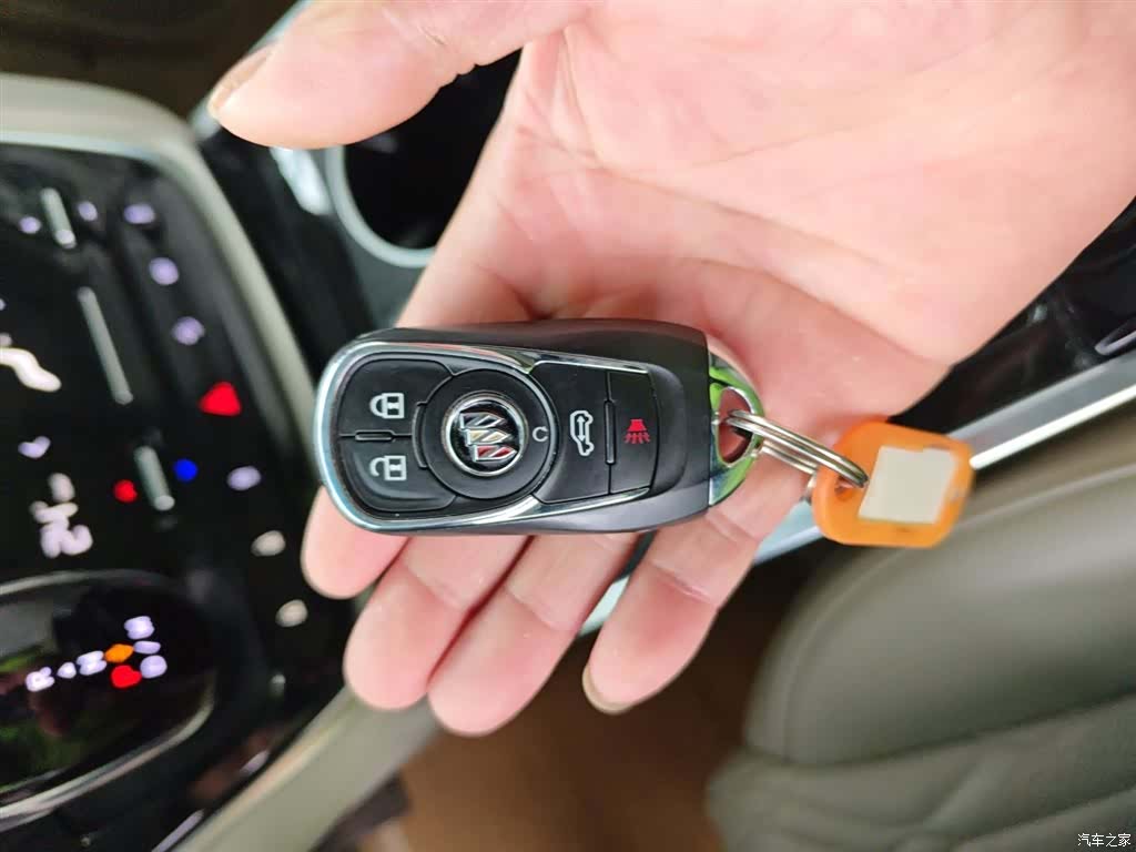 Buick GL8, 2022 9