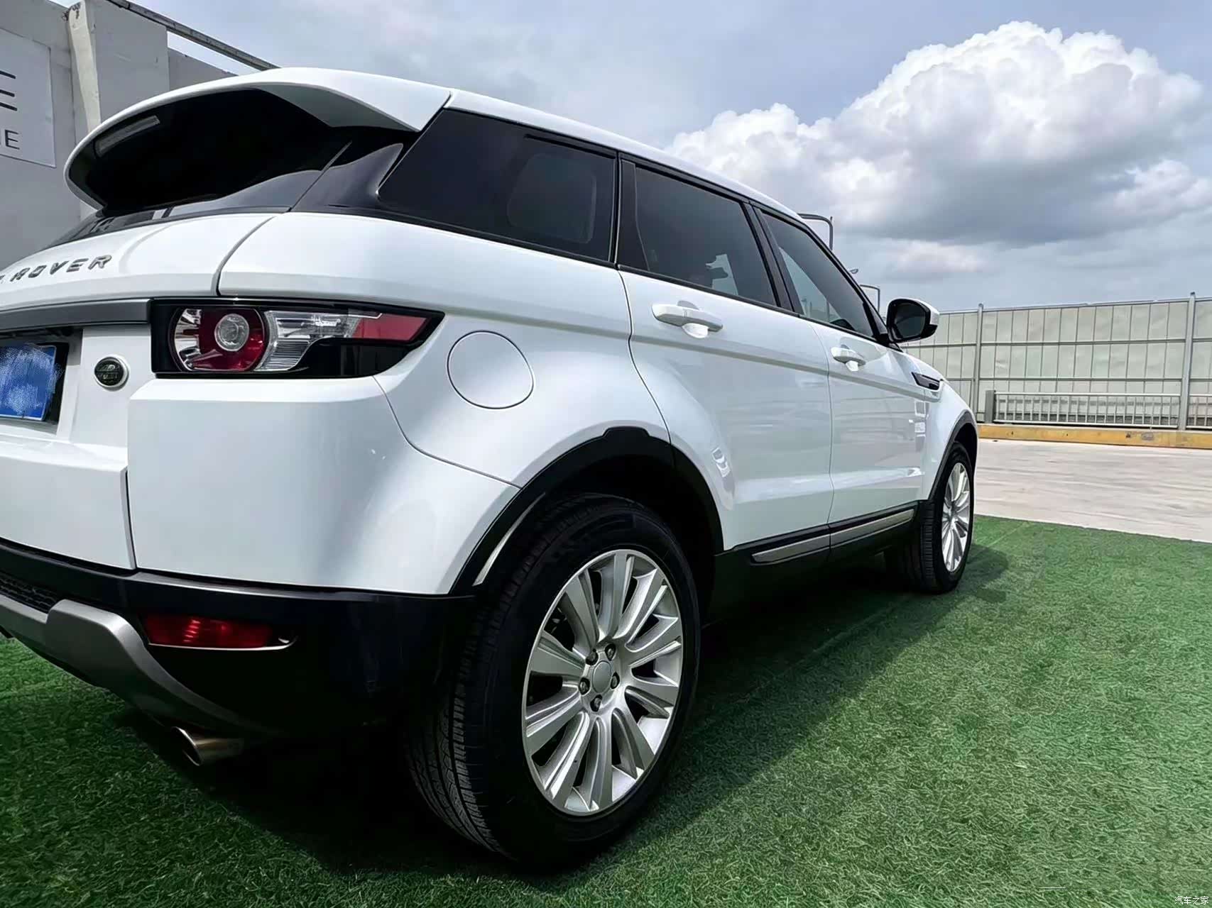 Land Rover Range Rover, 2015 8