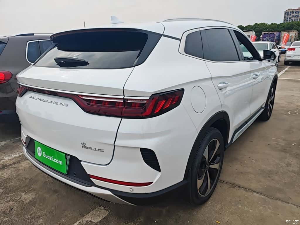 BYD Song, 2022 8