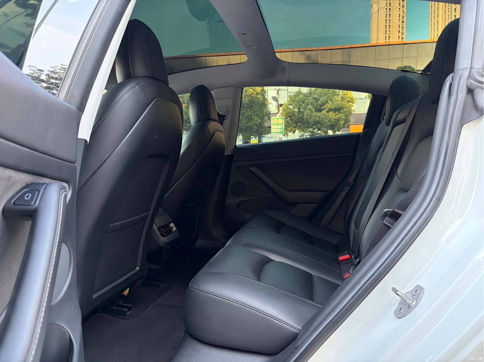 Tesla Model 3, 2021 14