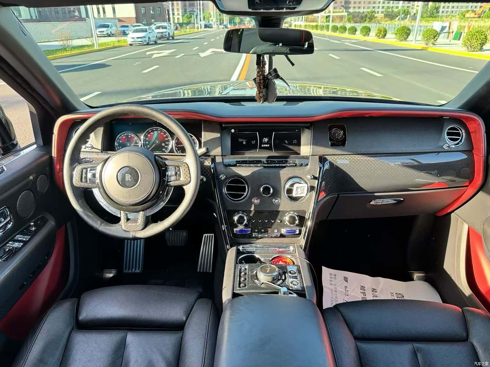 Rolls-Royce Cullinan, 2021 7