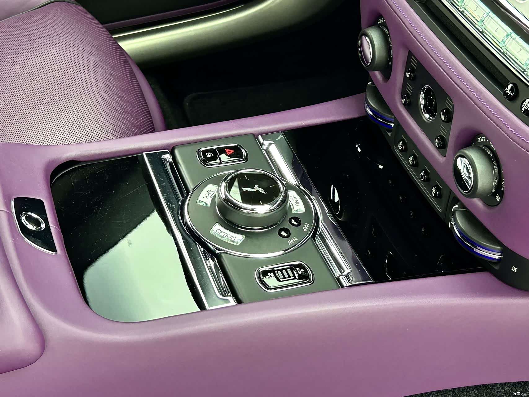 Rolls-Royce Wraith, 2018 7
