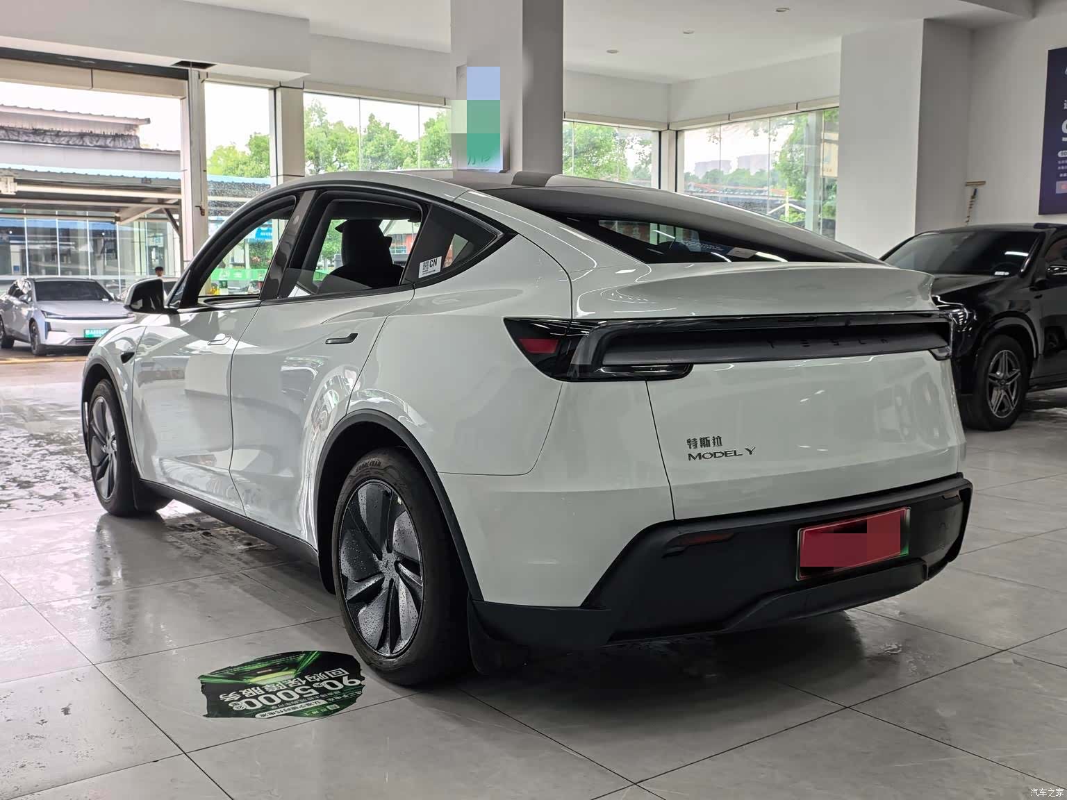 Tesla Model Y, 2025 12