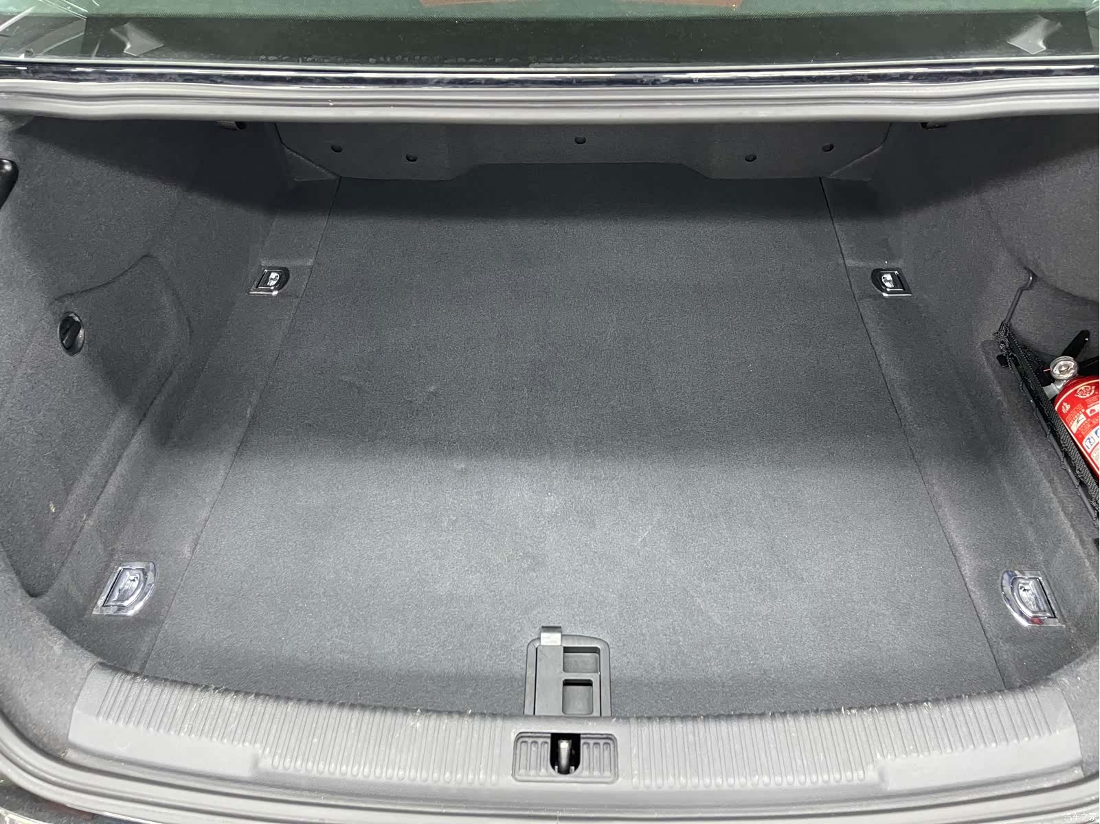 Audi A6L, 2017 25