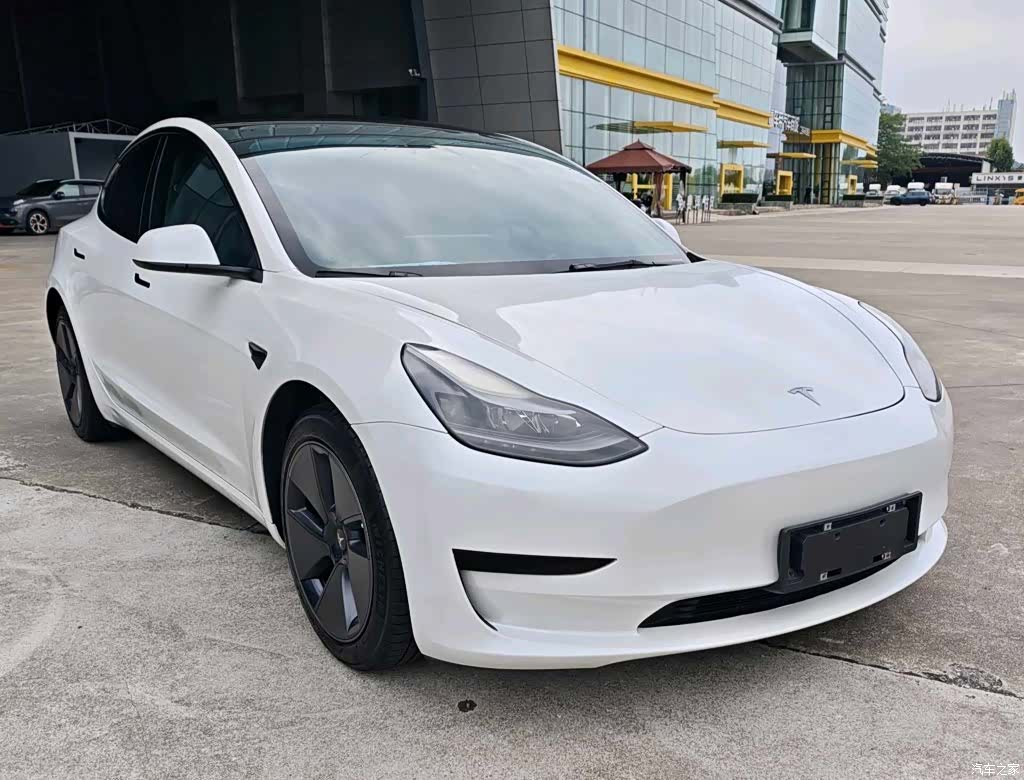 Tesla Model 3, 2021 2