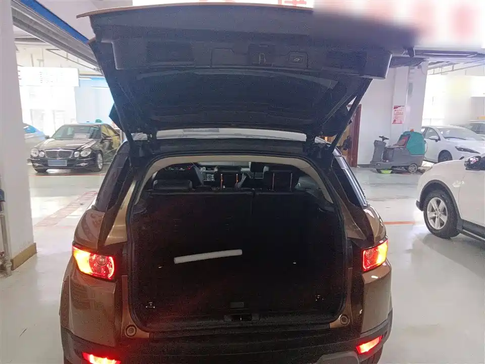 Land Rover Range Rover Aurora