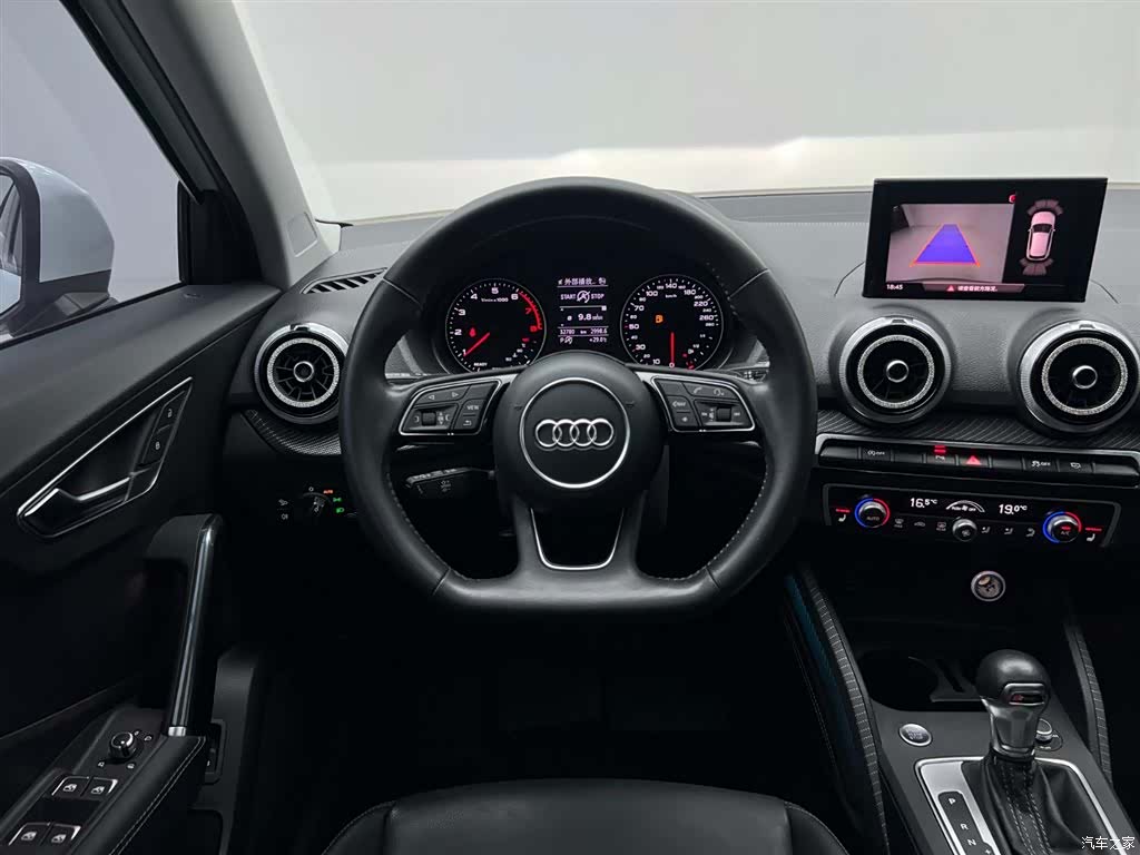 Audi Q2L, 2021 20