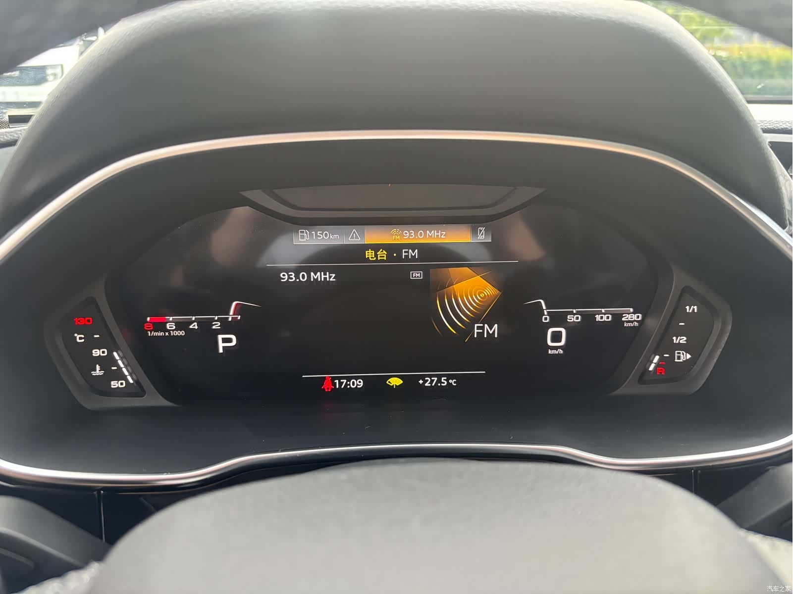Audi Q3, 2023 13