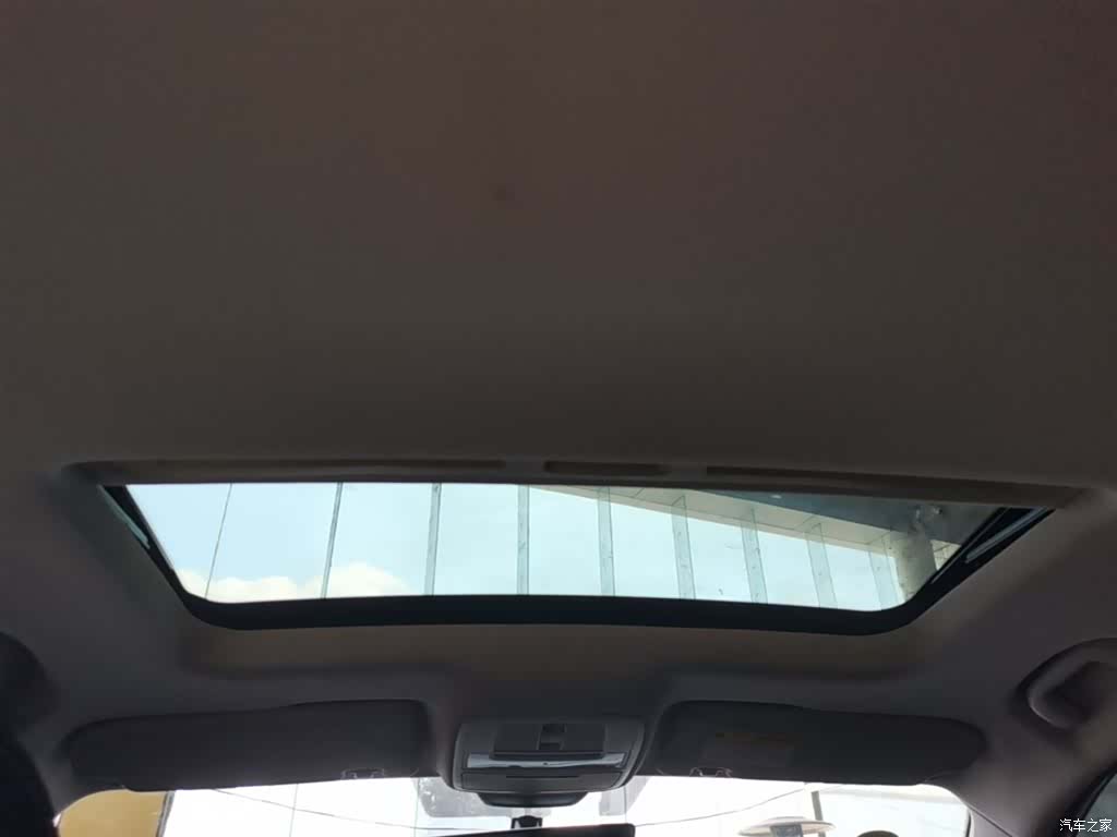 Roewe i5, 2023 18