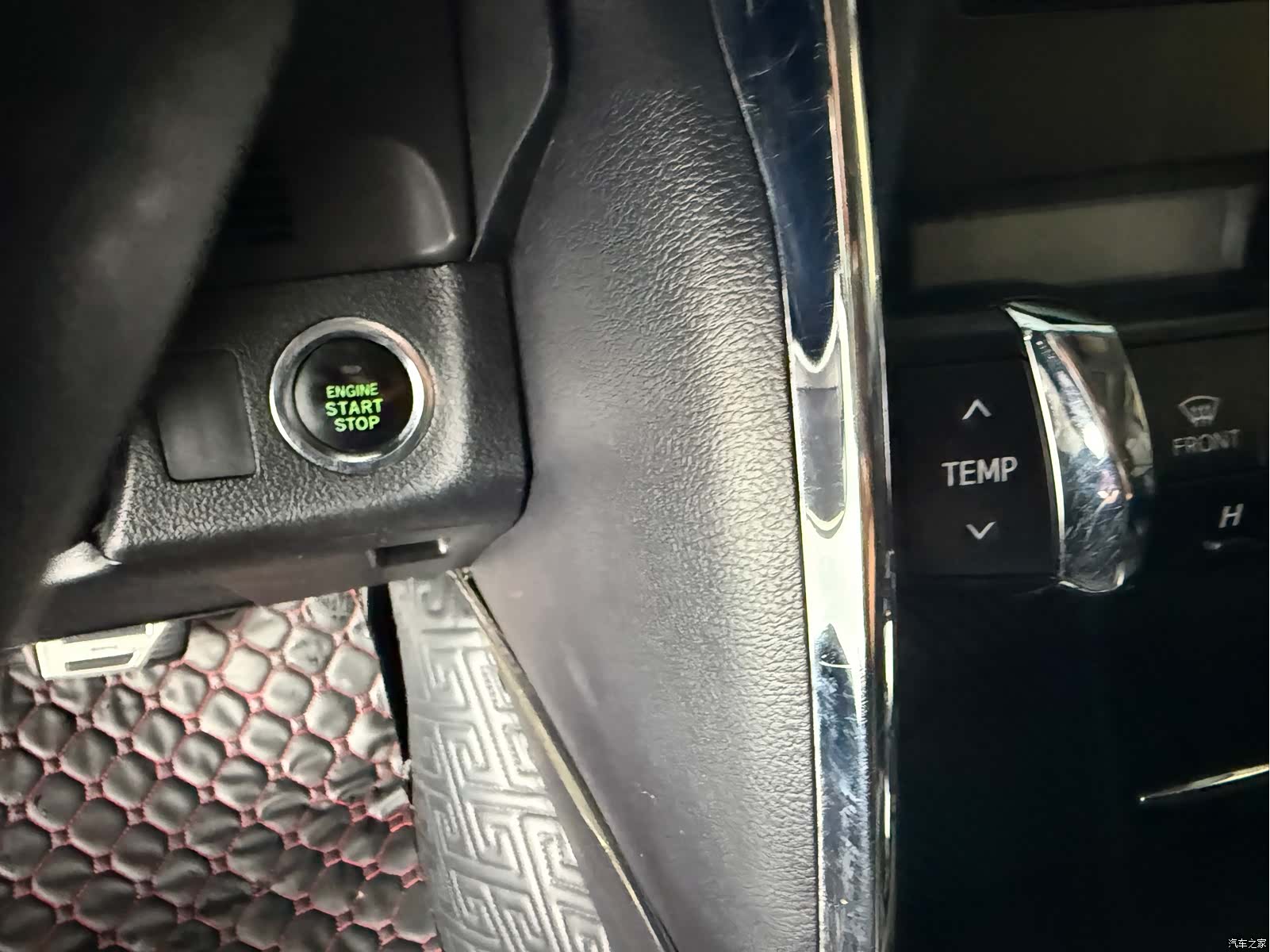 Toyota 2.5V, 2012 12