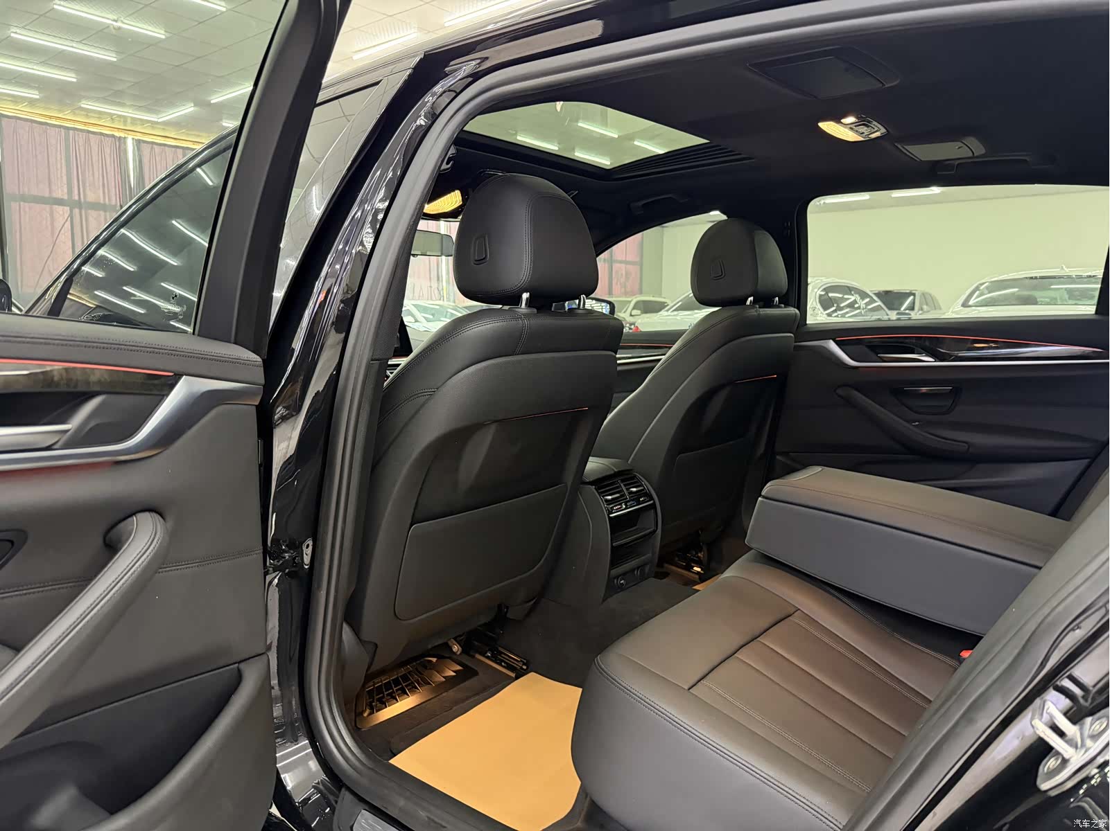BMW 5 Series, 2018 6