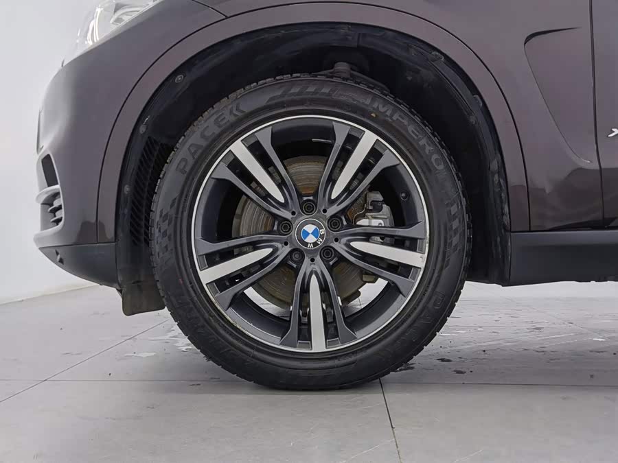 BMW X5 2017, фото 17