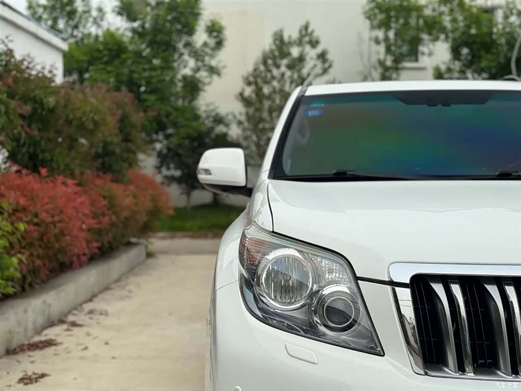 Toyota Prado, 2012 10