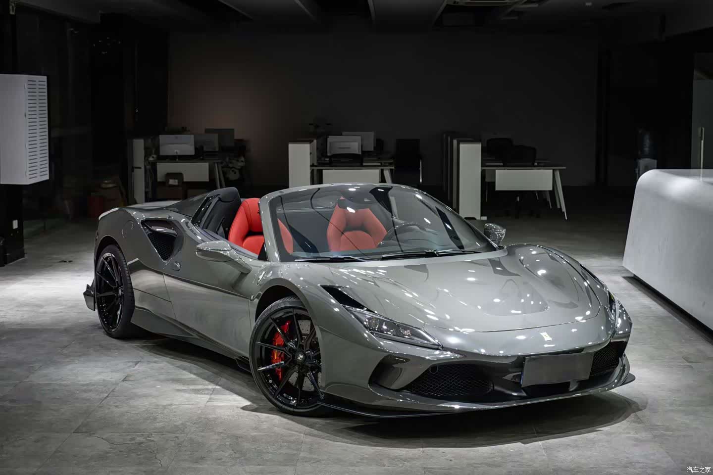 Ferrari F8
