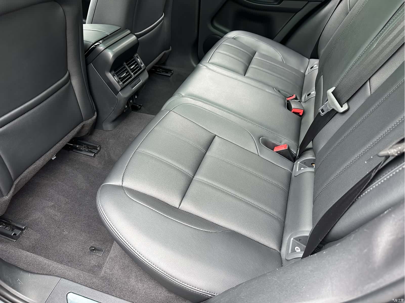 Land Rover Range Rover, 2020 25