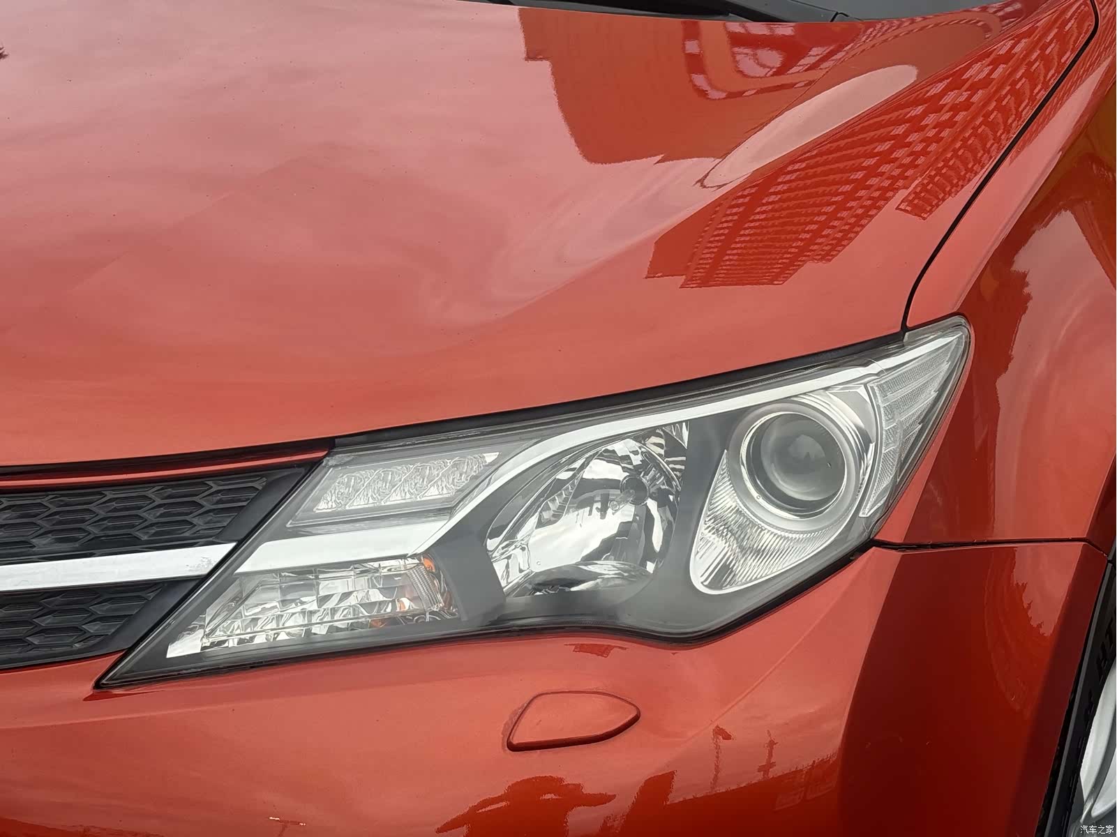 Toyota RAV4, 2015 4