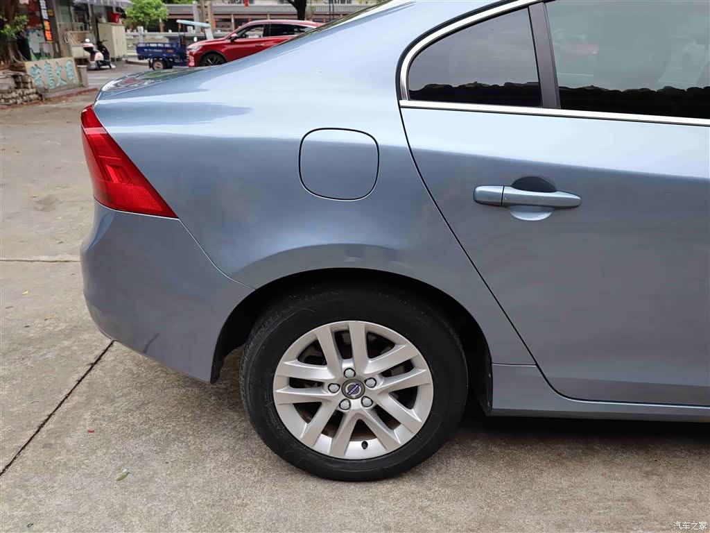 Volvo S60, 2017 29