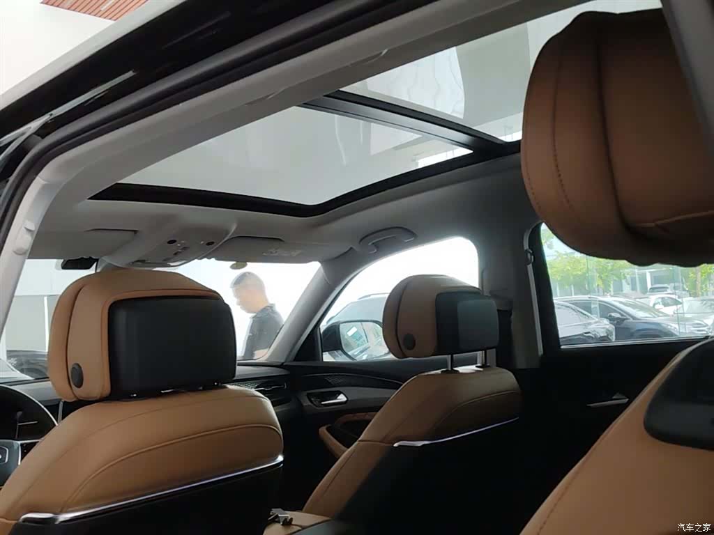 Audi Q6, 2025 18