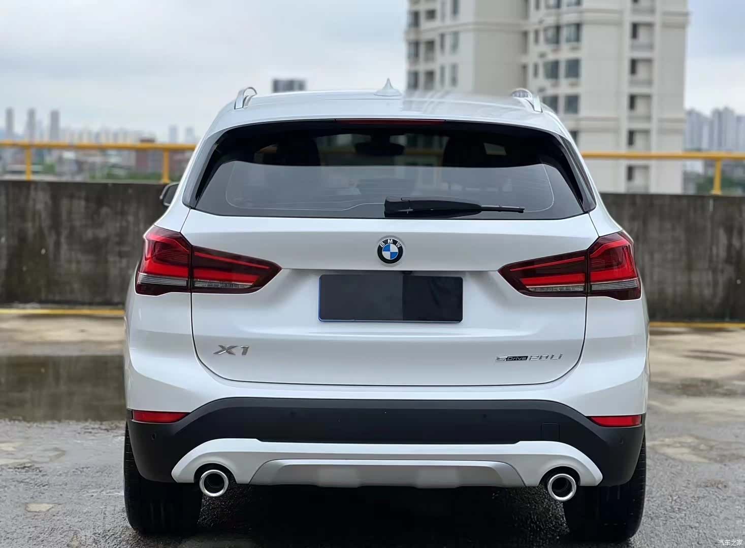 BMW X1, 2022 все фото