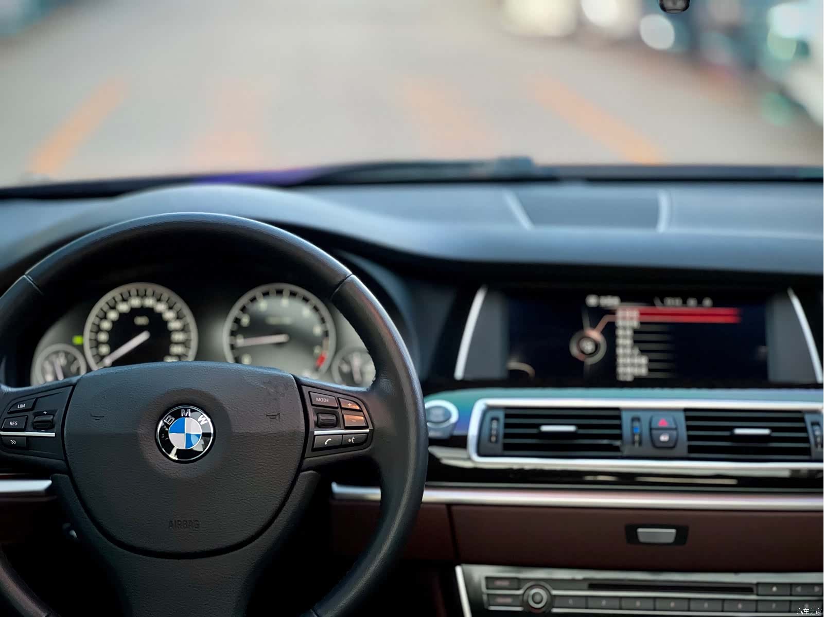 BMW 5 Series, 2016 13