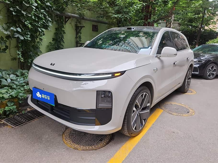 Li Auto L6