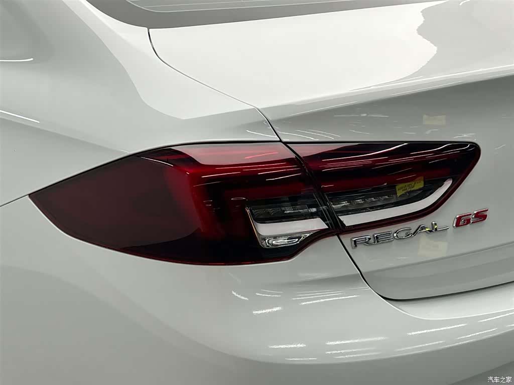 Buick Regal, 2022 10
