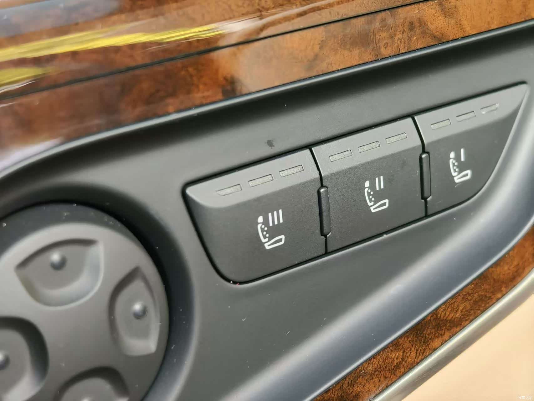 Audi A6L, 2012 8