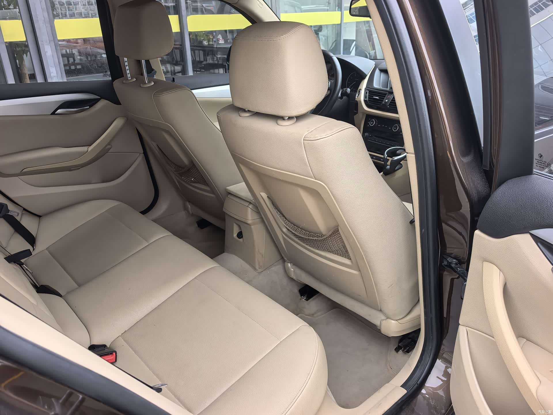 BMW X1, 2015 все фото