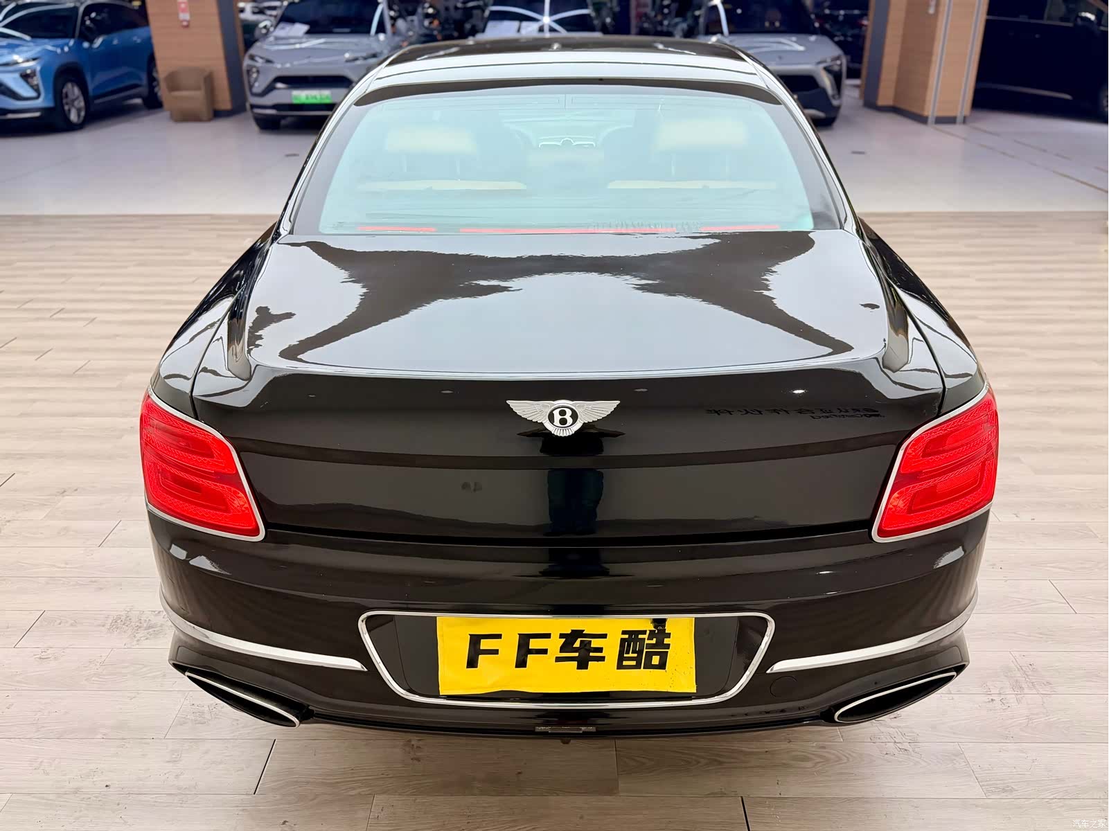 Bentley Flying Spur, 2010 12