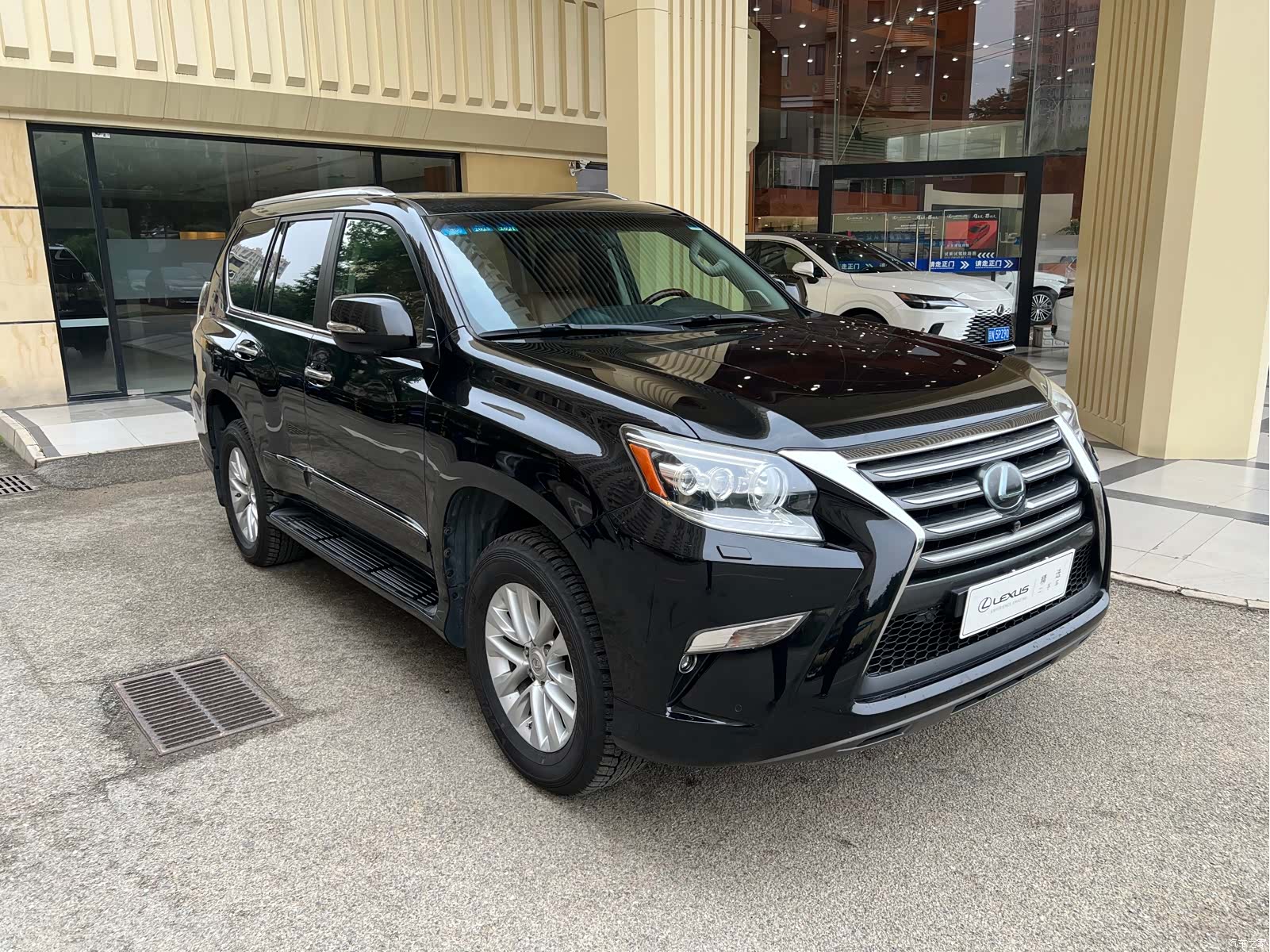 Lexus GX, 2014 8