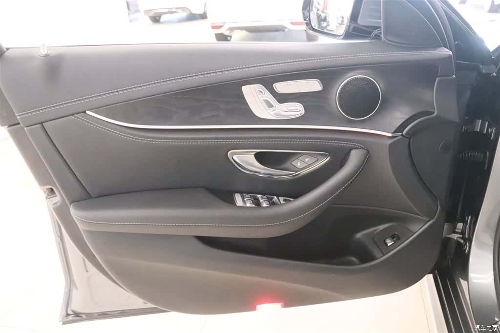 Mercedes-Benz E-Class, 2018 12
