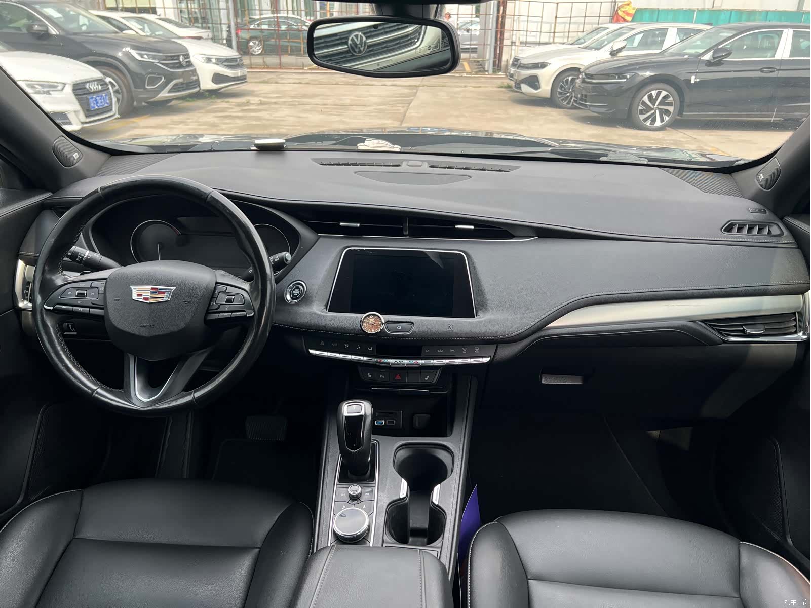 Cadillac XT4, 2019 11