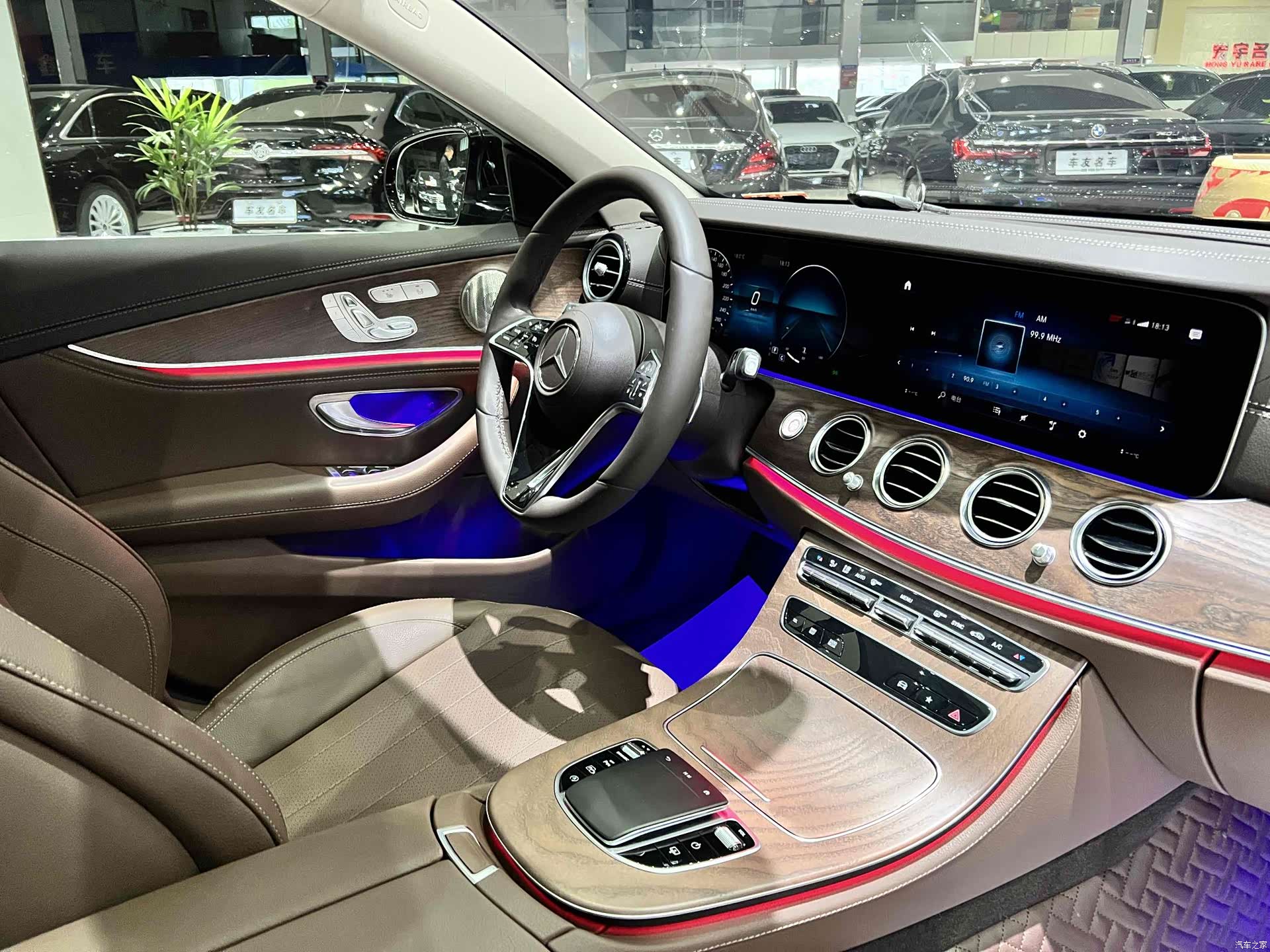 Mercedes-Benz E-Class, 2023 10