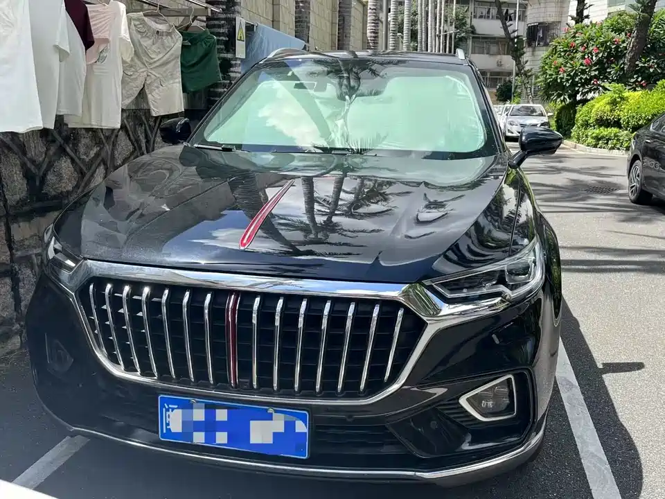 Hongqi HS5