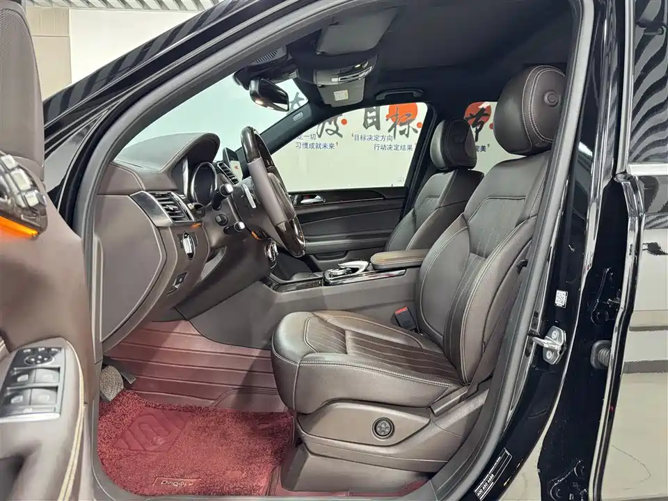 Mercedes-Benz GLS Mercedes-Benz GLS