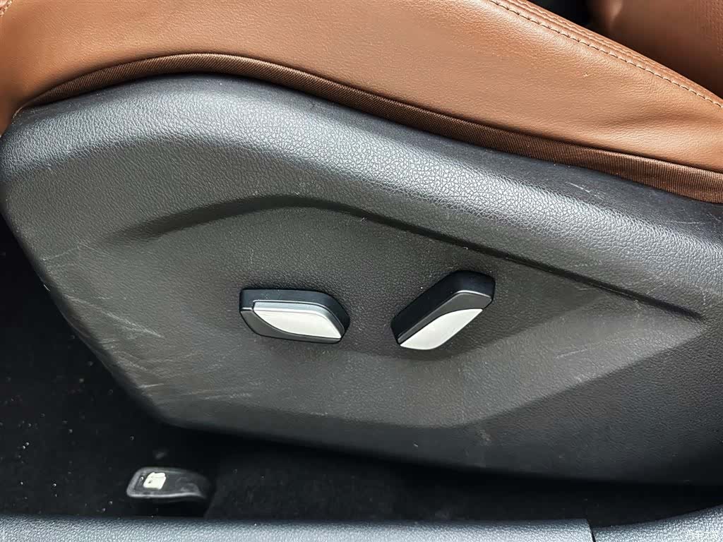 Geely X6, 2022 18