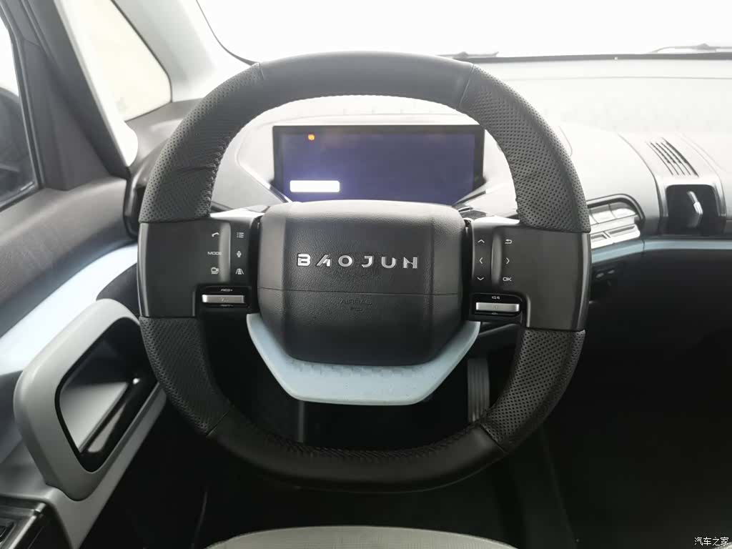 Wuling E300, 2020 11