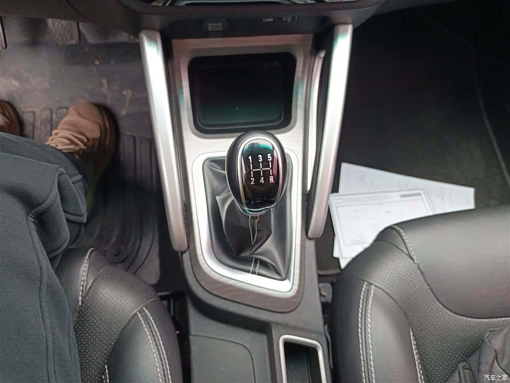 Geely X3, 2019 6