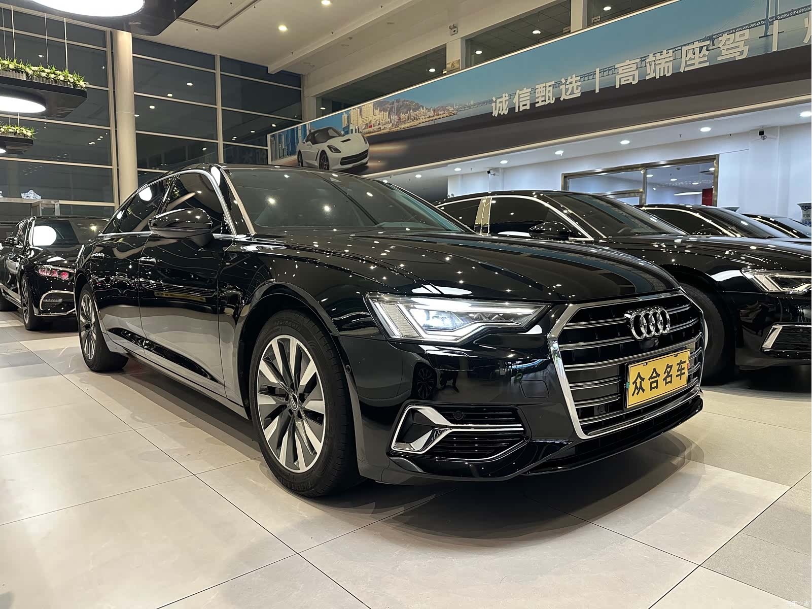 Audi A6L, 2022 3