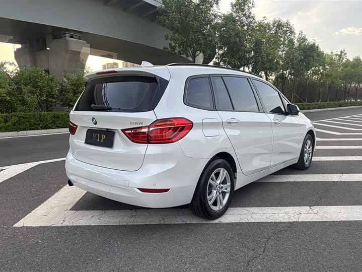 BMW 2 Series Gran Tourer 2015 218i Leading
